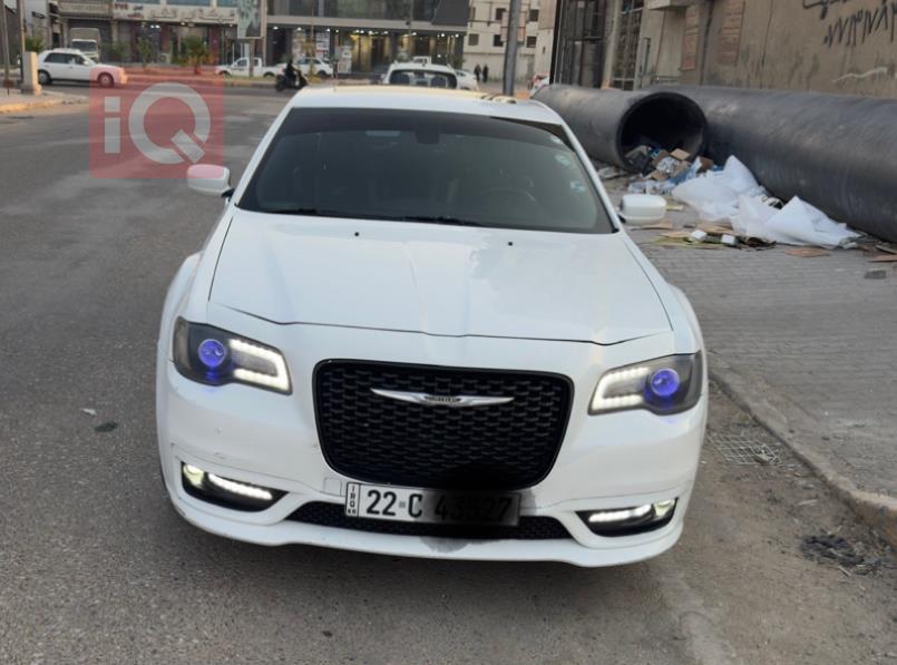 كرايسلر 300